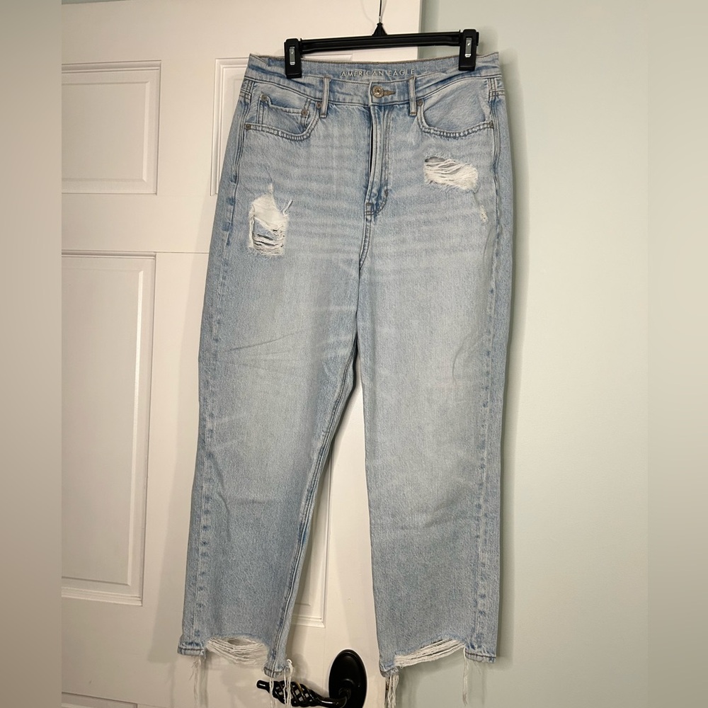 American Eagle Outfitters High rise 90s Boyfriend Jeans 12 short